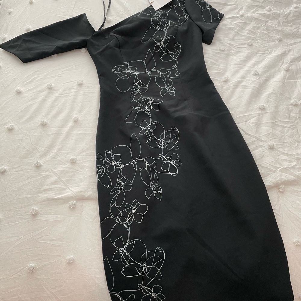 French sizing sheath dress. Never worn cocktail dress